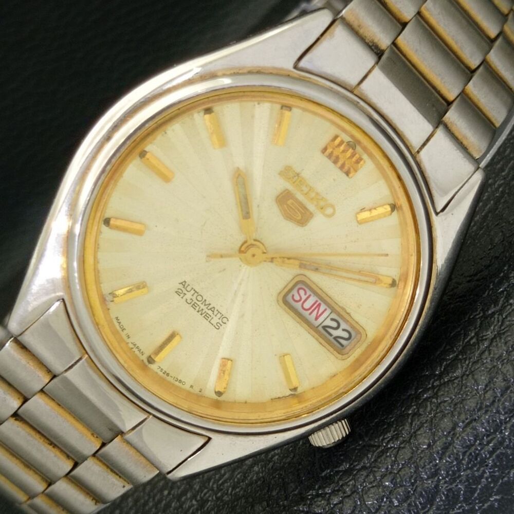 Vintage 1985 Seiko Automatic Mens Silver Watch W/daydate & Gold accents